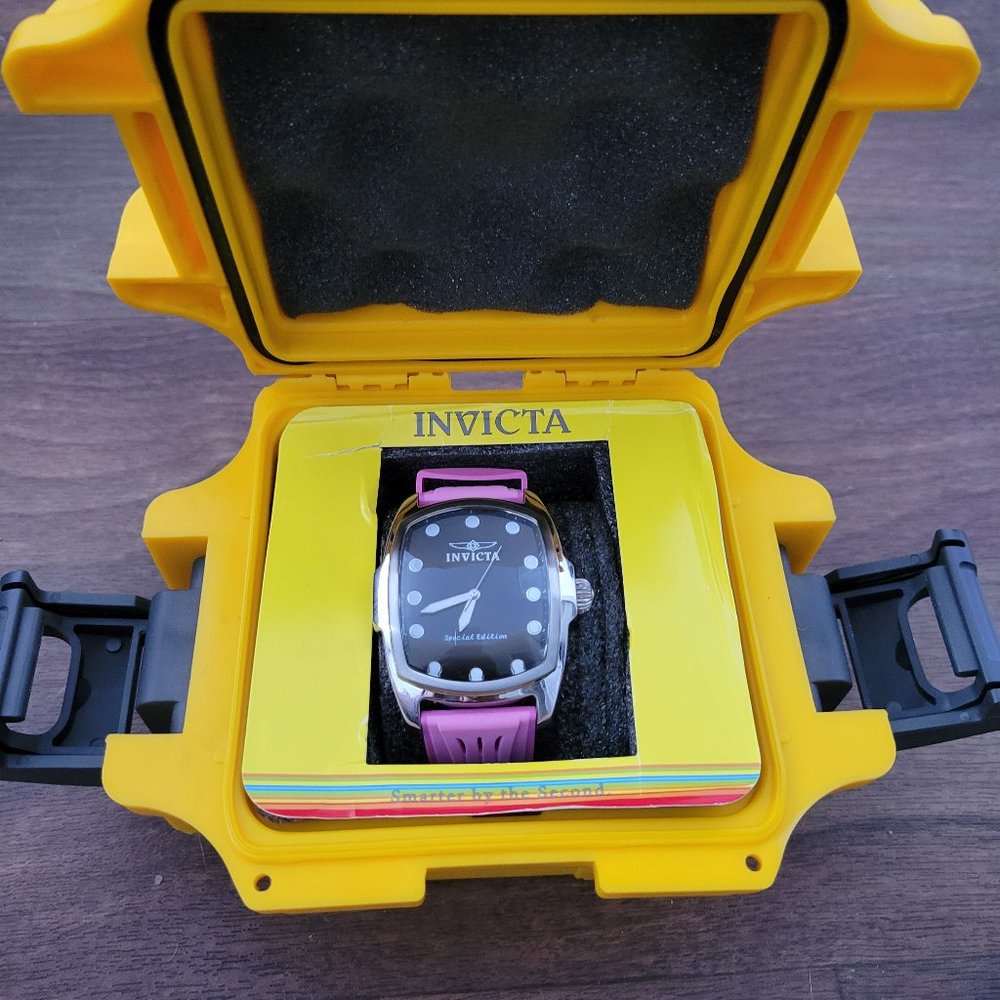 Lupah Men Model 21329 - Men's Watch Quartz PINK COLOR